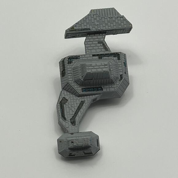 Eaglemoss 2017 Star Trek Borg Renegades Diecast Starship 73 - Picture 8 of 12